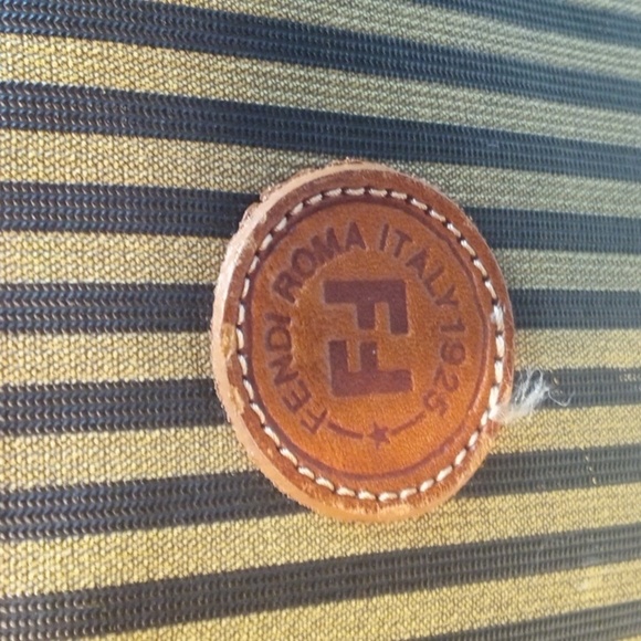 VINTAGE FENDI PENGUIN STRIPED TOTE BAG - Picture 3 of 17